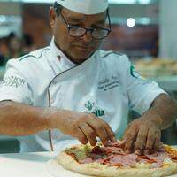 M. Pizzaolo Ronaldo Ayrez, également connu sous le nom de Pizza, apportera de nombreuses nouvelles du marché des pizzas