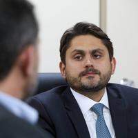 Gli emendamenti parlamentari sono stati inviati attraverso la società di sviluppo di Sao Francisco e Parnaba Valle (CODEVASF) per la pestilità delle strade nella città di Veterino Freer (MA). Sindaco municipalità sorella del ministro
