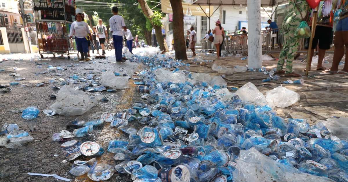 600 colaboradores para limpar as ruas de Belém