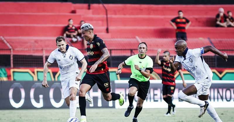 Sport x Fortaleza: onde assistir ao vivo e as escalações do jogo hoje (04/02) pela Copa do Nordeste