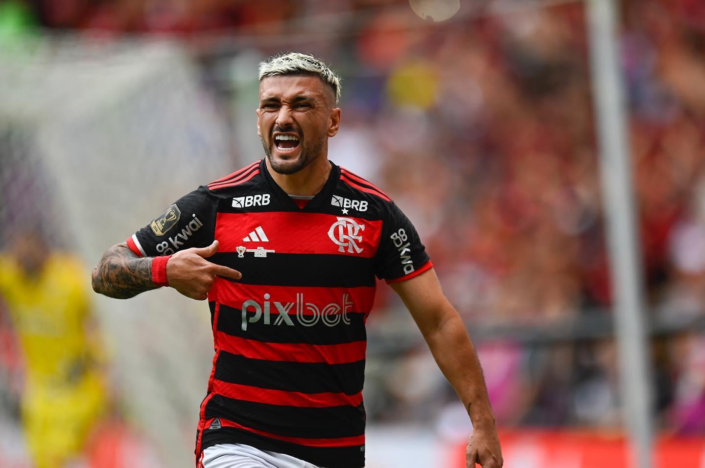 Palmeiras e Flamengo têm três jogadores cada na pré-lista do Uruguai para novembro
