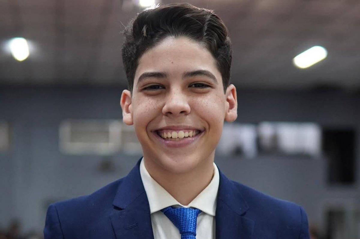 Pastor mirim viraliza ao dizer que 'cura câncer'; conheça Miguel ...