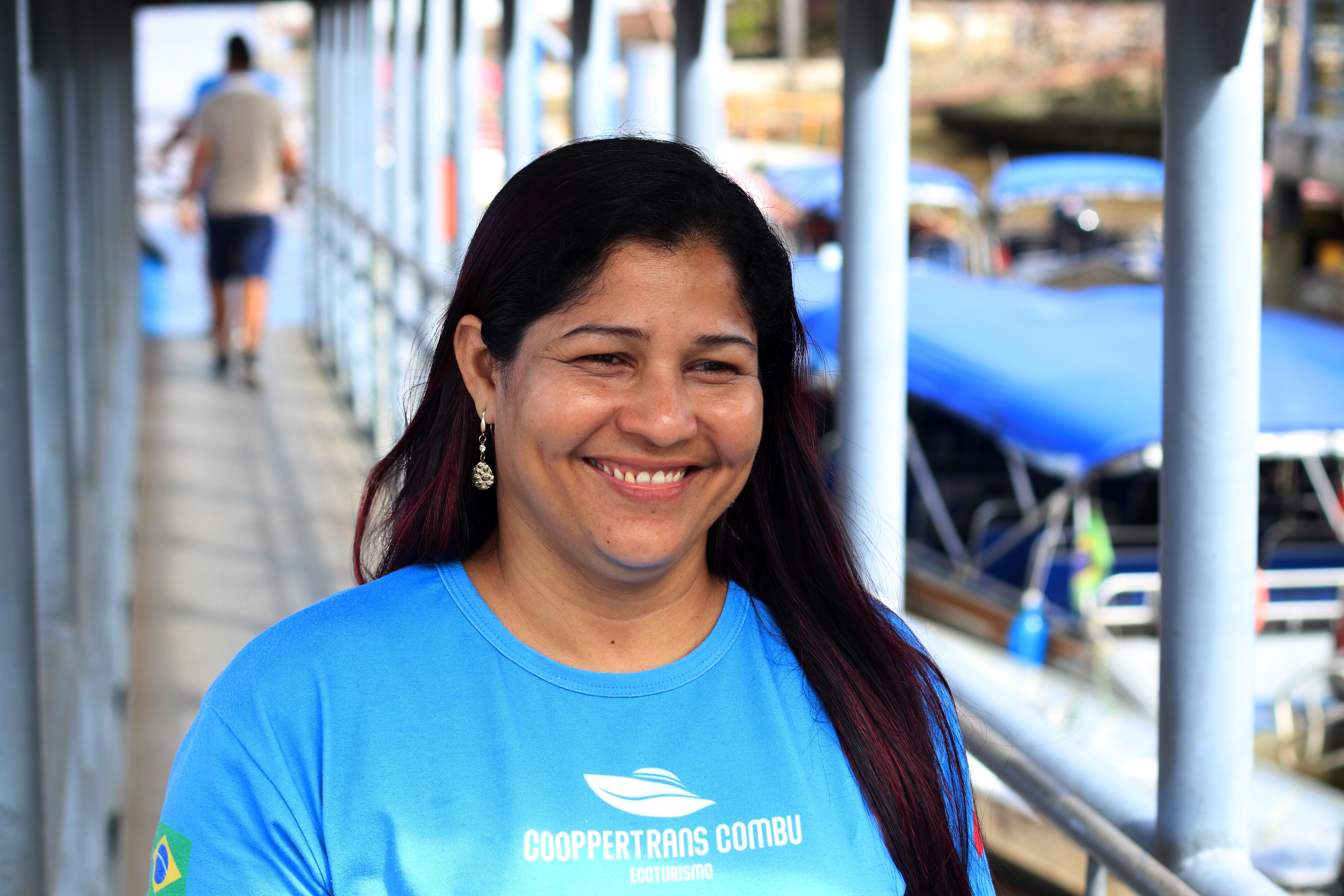 Deborah é moradora da ilha do Murutucu e faz parte da cooperativa desde o princípio. Ela conta como a vida dos moradores mudou após o boom do Combu.