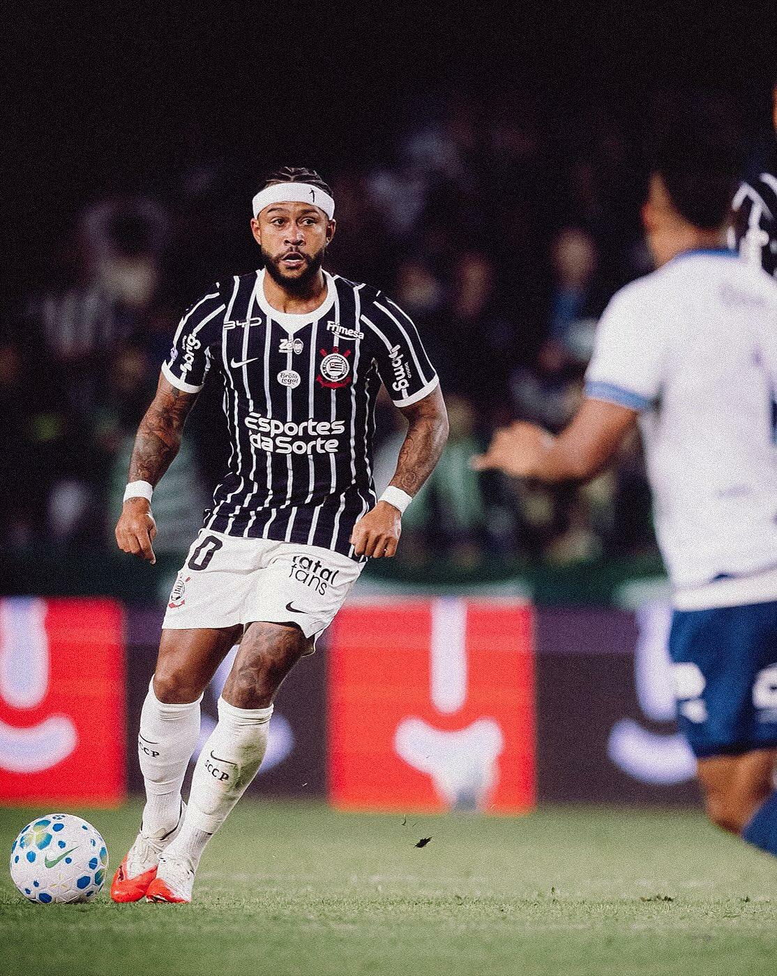 Memphis Depay, do Corinthians