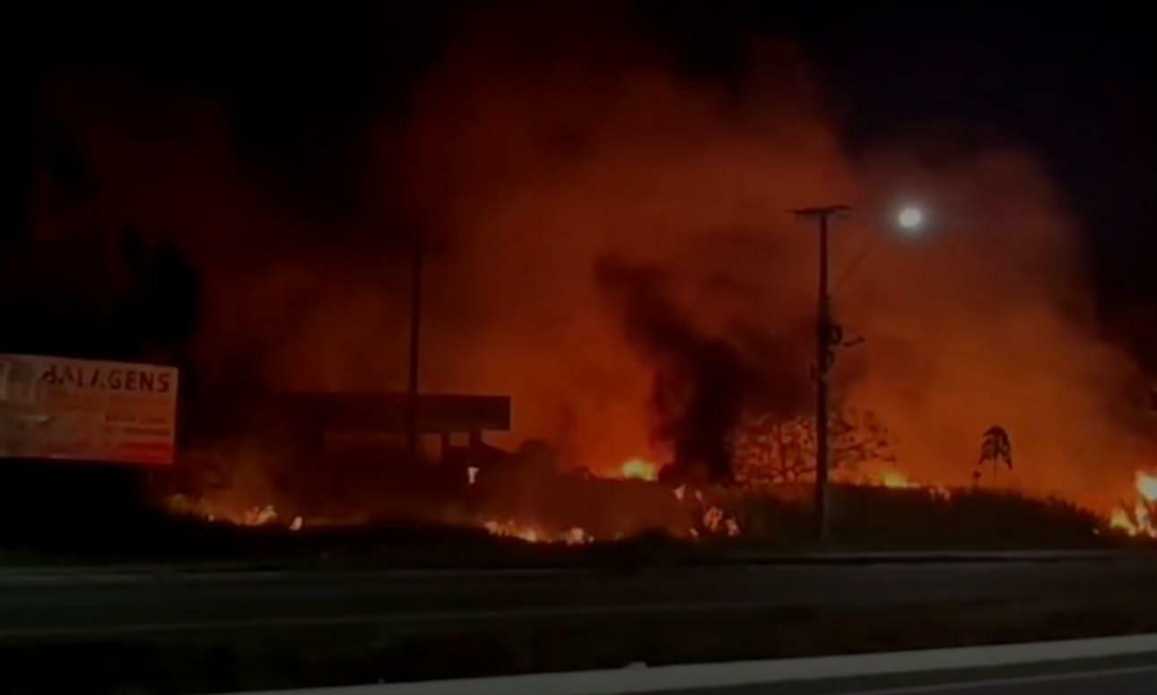 Incêndio é registrado próximo a pousada em Castanhal neste sábado (26)