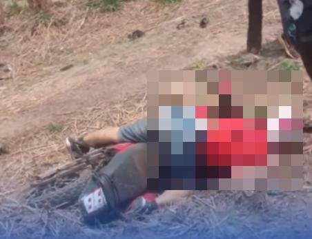 Estojos de munições deflagradas, celular e documentos da vítima foram encontrados no local