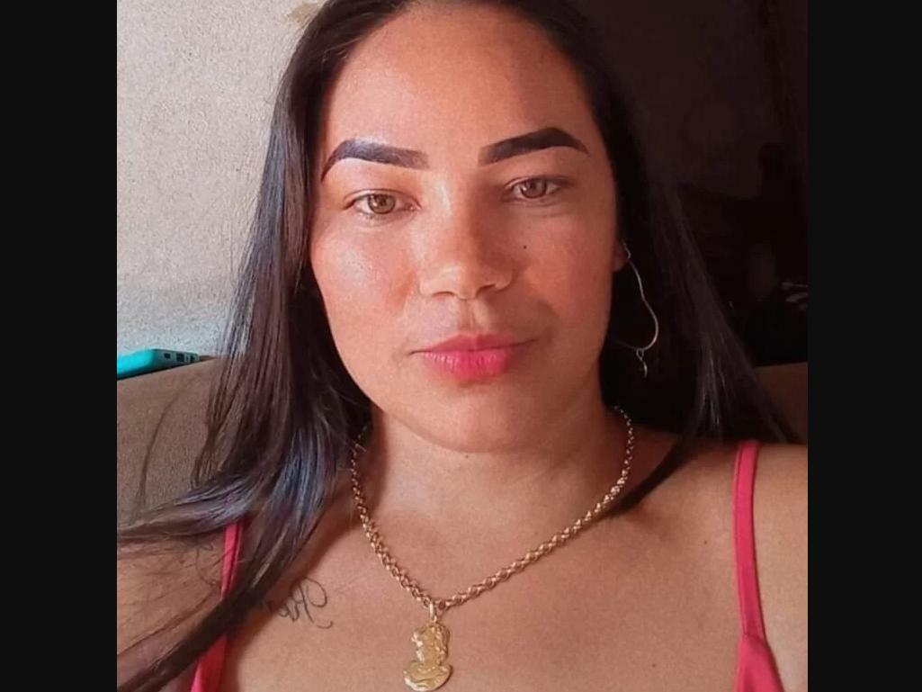 Acusada de matar enteado com tiro na nuca é julgada em Marabá.