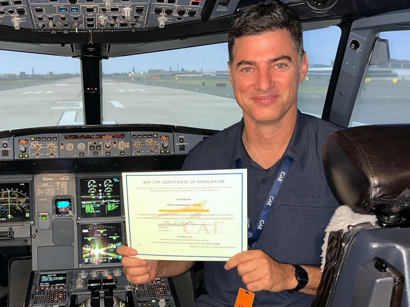 Ator de 'O Chamado da Floresta', Guy Kapulnik morre em queda de avião aos 46 anos