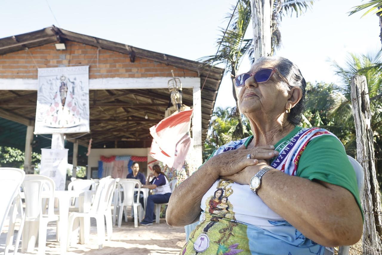 Rita Barreto, dona de casa, de 79 anos. Ela tem um dos maiores pontos de acolhimento para romeiros na BR-316, no quilômetro 43.