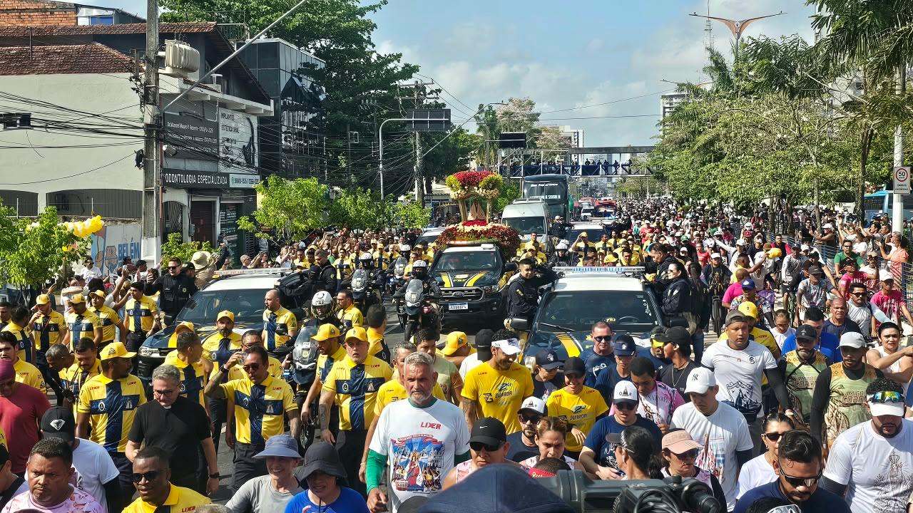 As passarelas localizadas ao longo do percurso do Traslado, nesta sexta-feira (9), terão o acesso temporariamente bloqueado ou restrito como medida preventiva de segurança