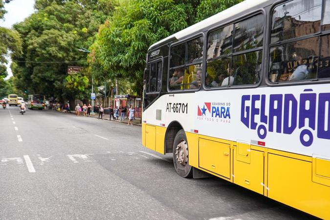 Prefeitura reforça frota de ônibus e garante transporte gratuito para fiéis neste domingo