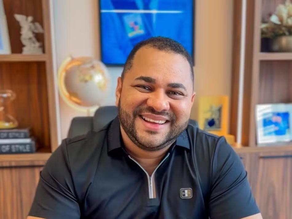 Prefeito de São Domingos do Capim passa por cirurgia e permanece entubado na UTI.