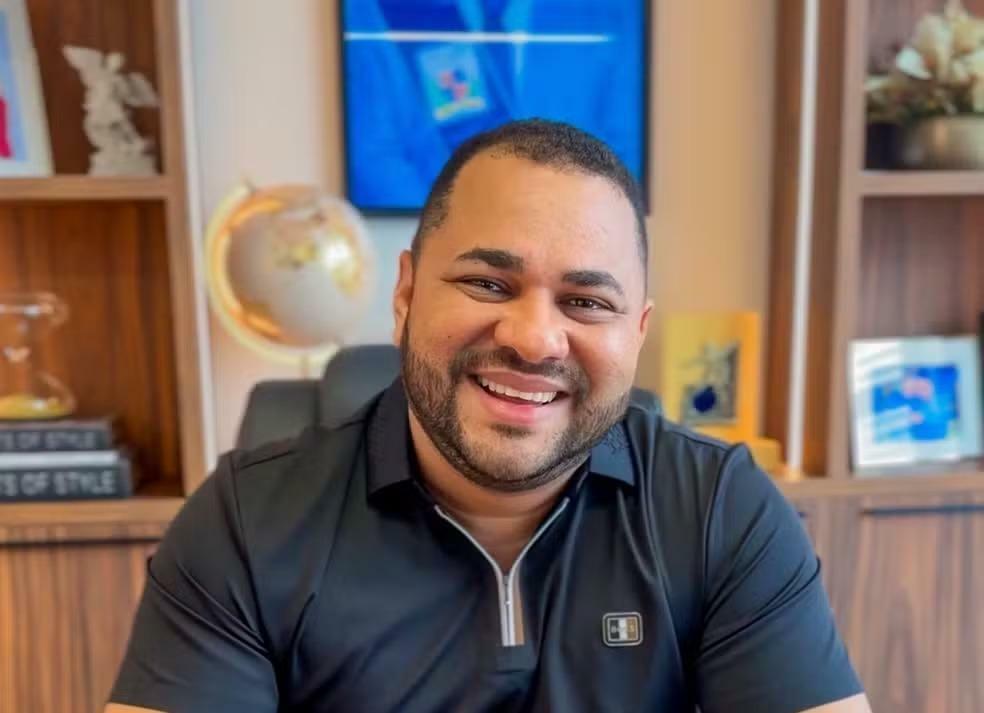 Prefeito de São Domingos do Capim passa por cirurgia e permanece entubado na UTI.