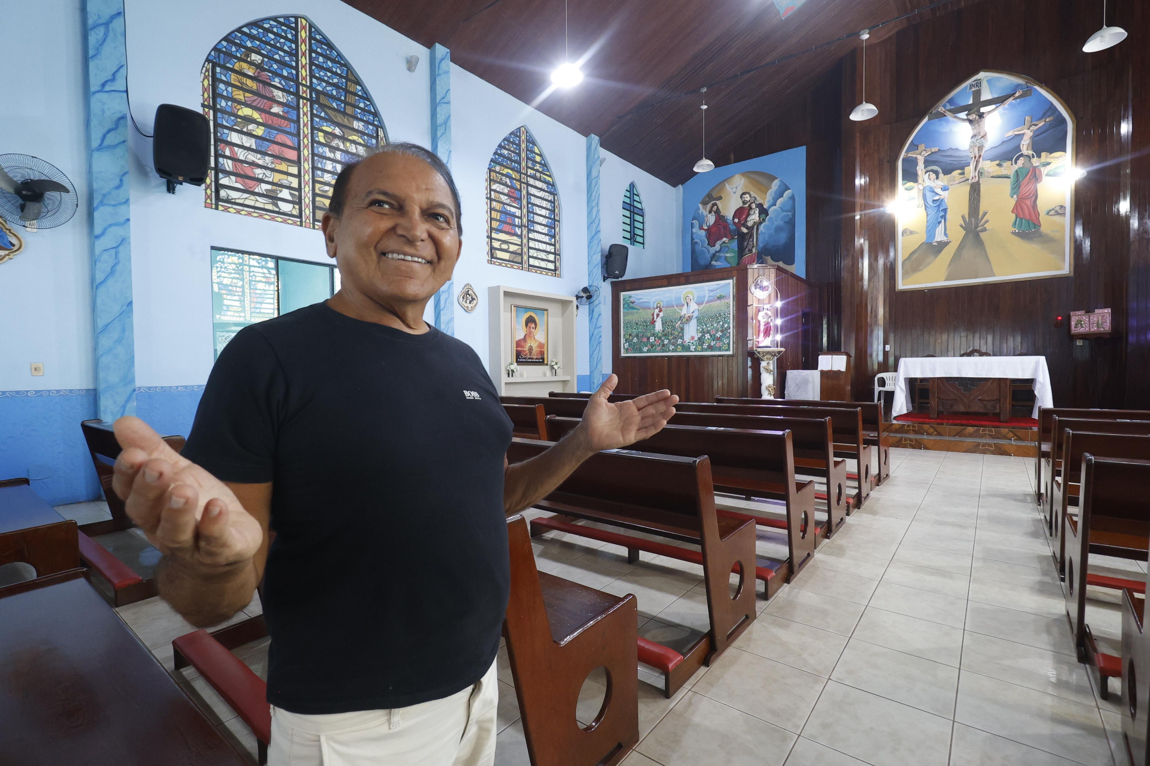 Médico cirurgião plástico Paulo Mauricio