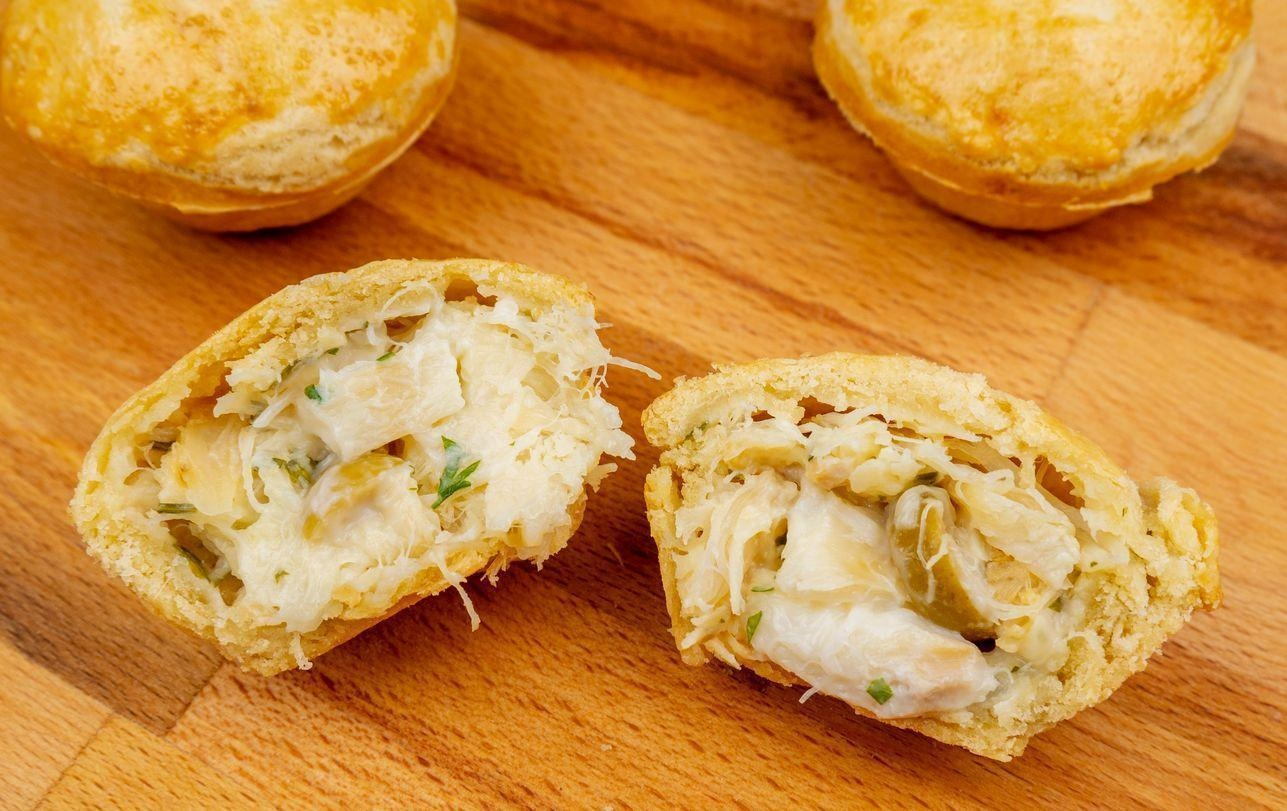 Veja como fazer empada de bacalhau cremoso