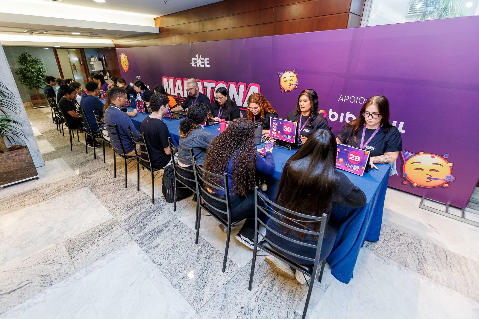 De acordo com o Ciee, o evento possibilita que jovens e estudantes realizem processos seletivos e saiam do evento com uma oportunidade de trabalho