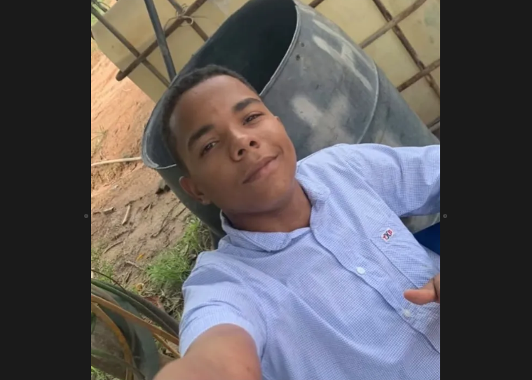 Jovem morre após colisão entre motocicleta e ônibus escolar em Itupiranga.