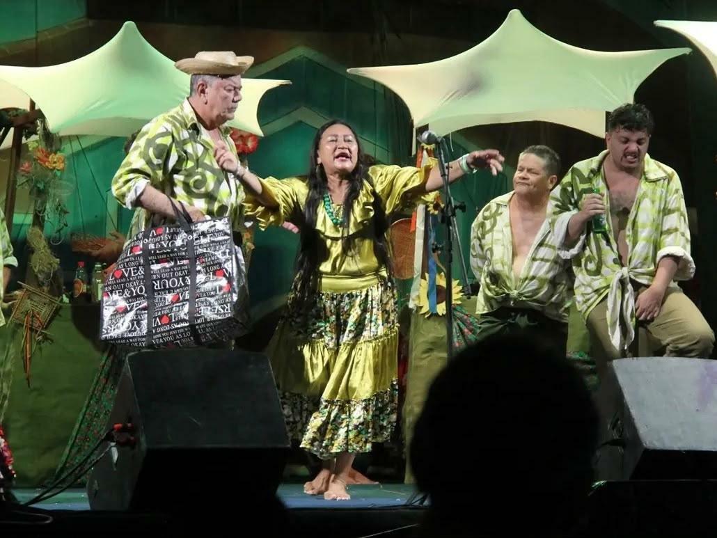 A peça "Ver de Ver-o-Peso" foi criada após imersão de seis meses na feira, comédia de costumes do Grupo Experiência reúne clássicos do repertório e trechos atualizados sobre o cotidiano paraense