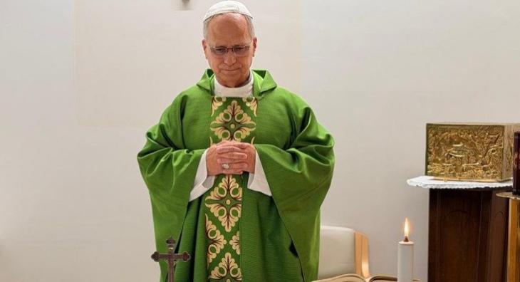 Papa Leão XIV durante missa no Hospital Gemelli, de Roma