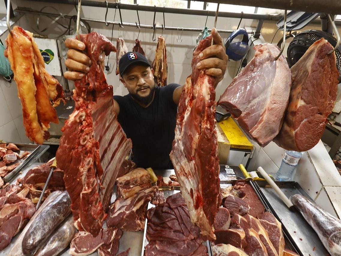 Carne no Complexo do Guamá.