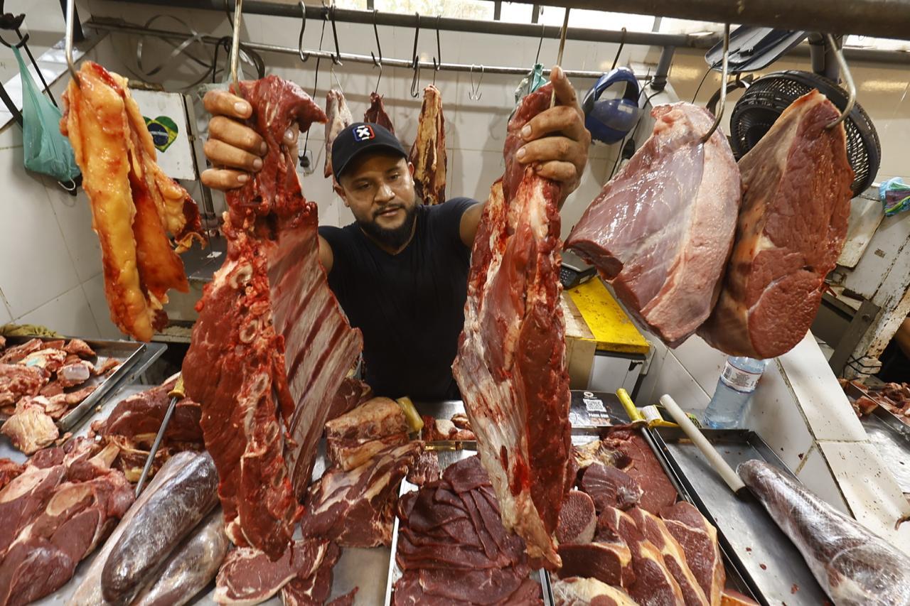 Carne no Complexo do Guamá.