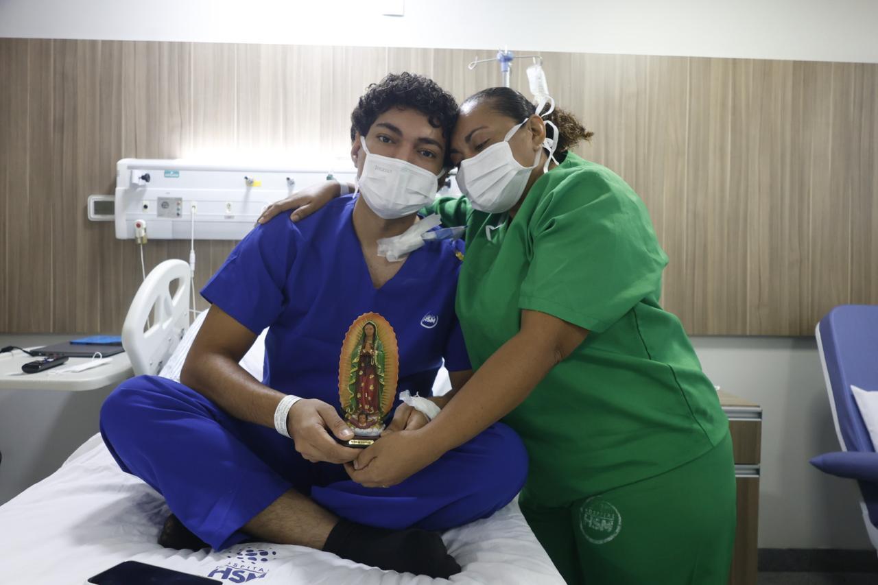 Gabriel Barbosa, paciente de Roraima diagnosticado com linfoma, fez o transplante em Belém.