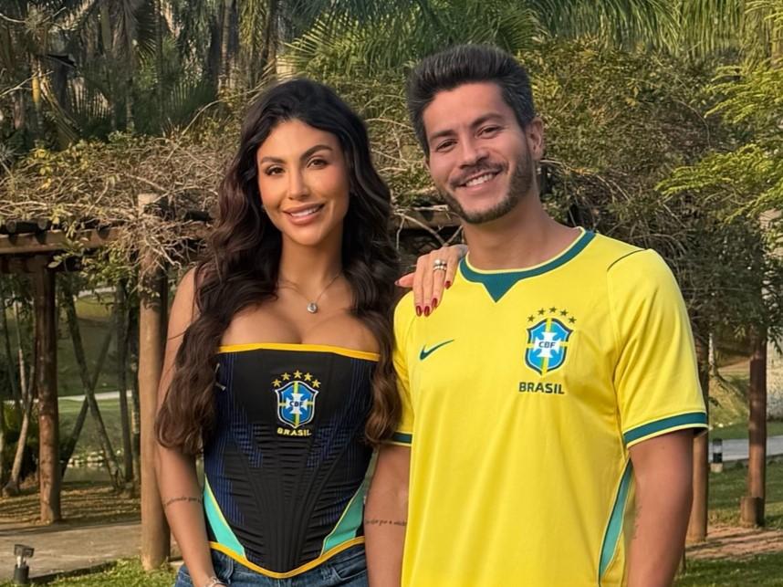 Arthur Aguiar e a esposa Jheny Santucci