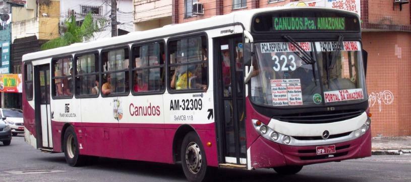 Trabalhadores de empresa de ônibus entram em greve em Belém.