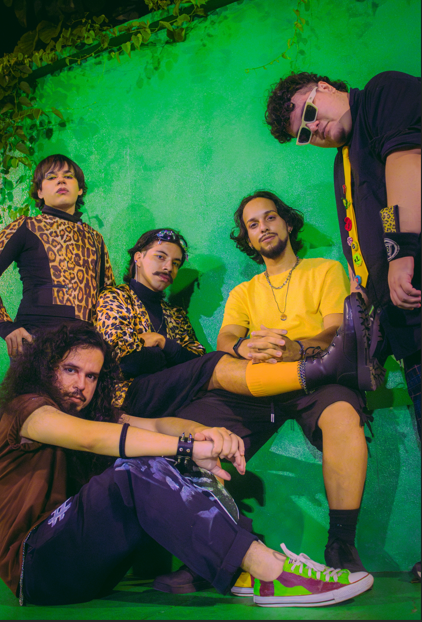 Reagents leva novo álbum ao palco e destaca a produção independente do rock paraense