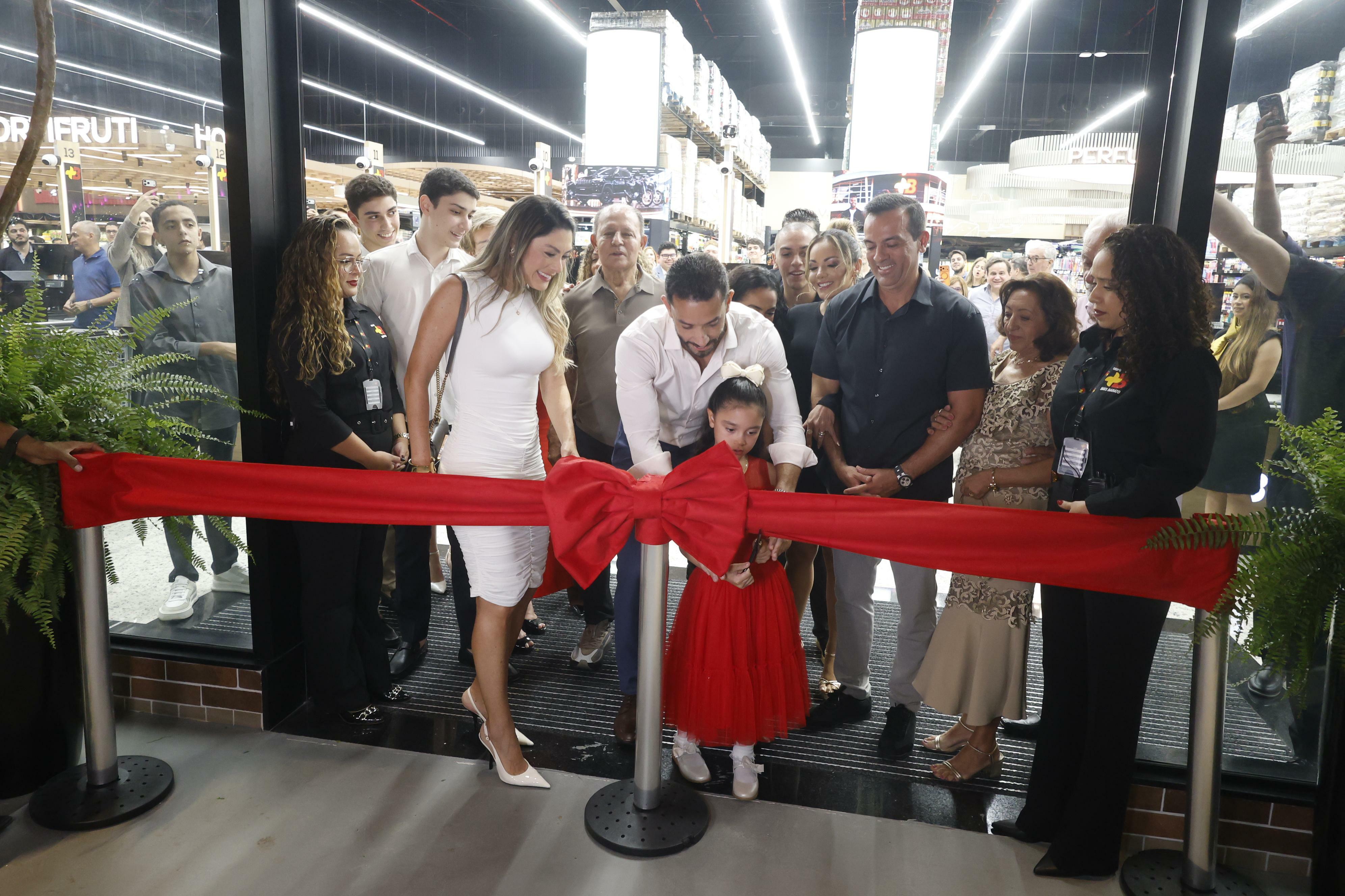 Inovação, experiência e conveniência: +B Supermercados inaugura nova loja no Shopping Bosque Grão-Pará
