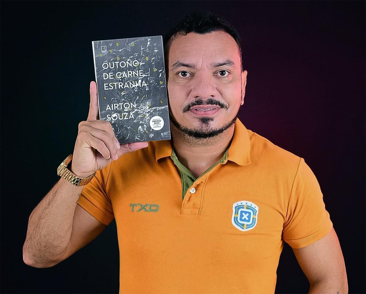 O escritor Airton Souza defende políticas públicas de incentivo à leitura e à publicação de obras produzidas no Pará