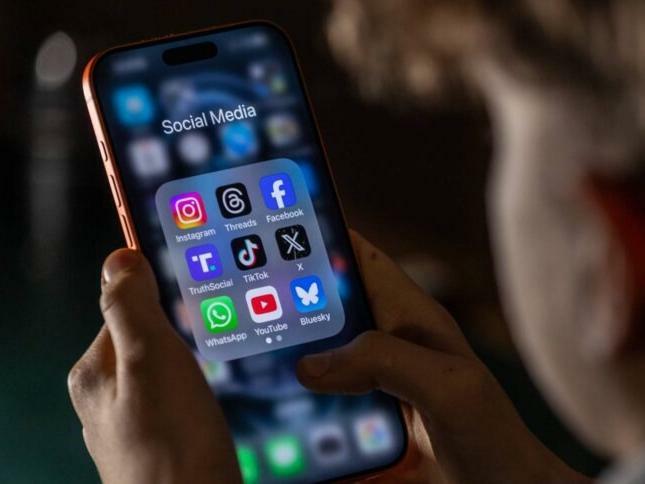 ECA Digital reforça dever de plataformas de prevenir violência contra crianças.