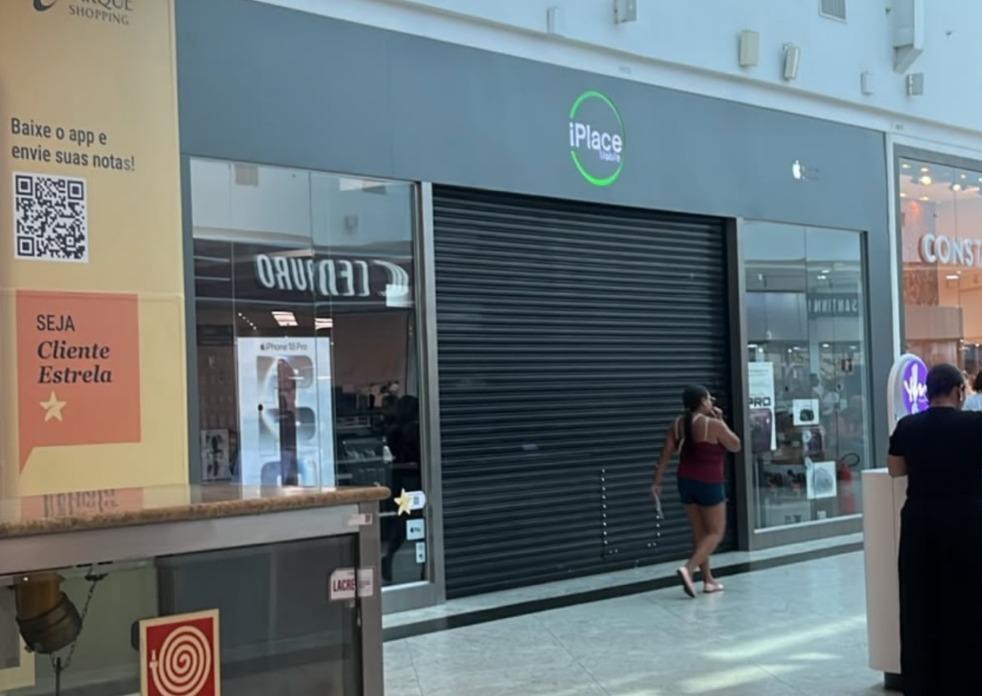 Suspeitos roubam 70 celulares de loja dentro de shopping em Belém.