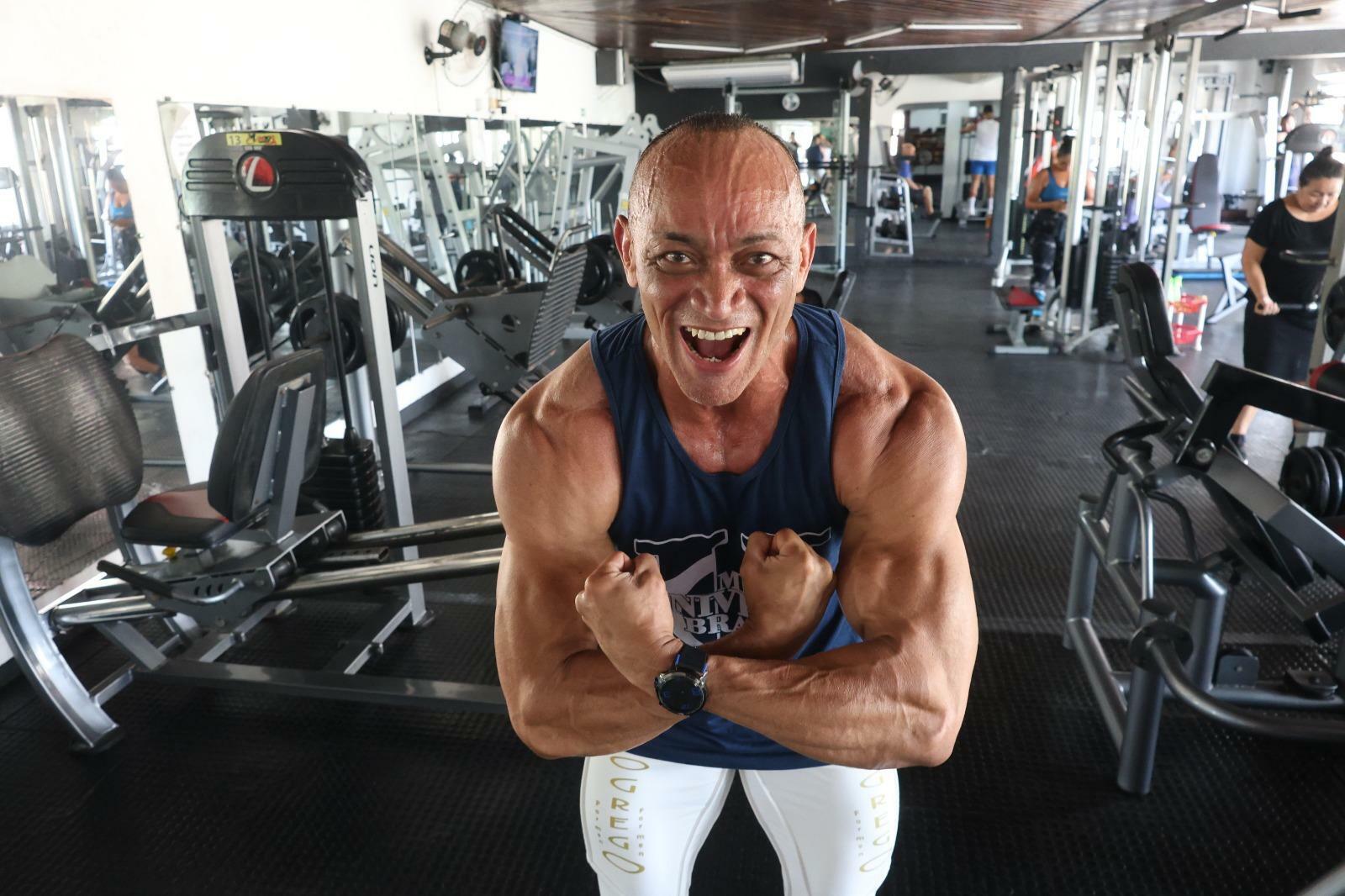 Roberto Costa, de 54 anos, chama a atenção para a importância de equilibrar os objetivos competitivos com a preservação da saúde.