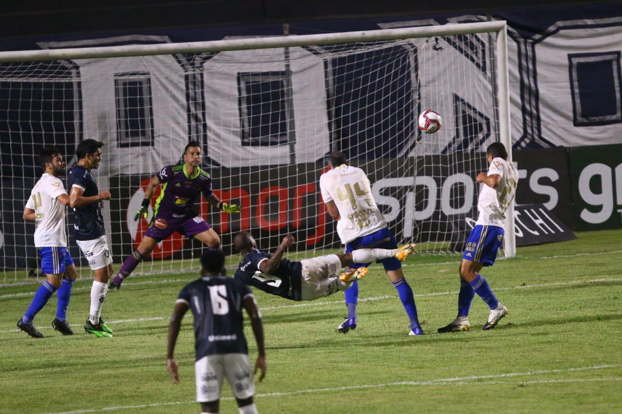Em 2021, Remo e Cruzeiro se enfrentaram, no estádio Baenão, pela Série B