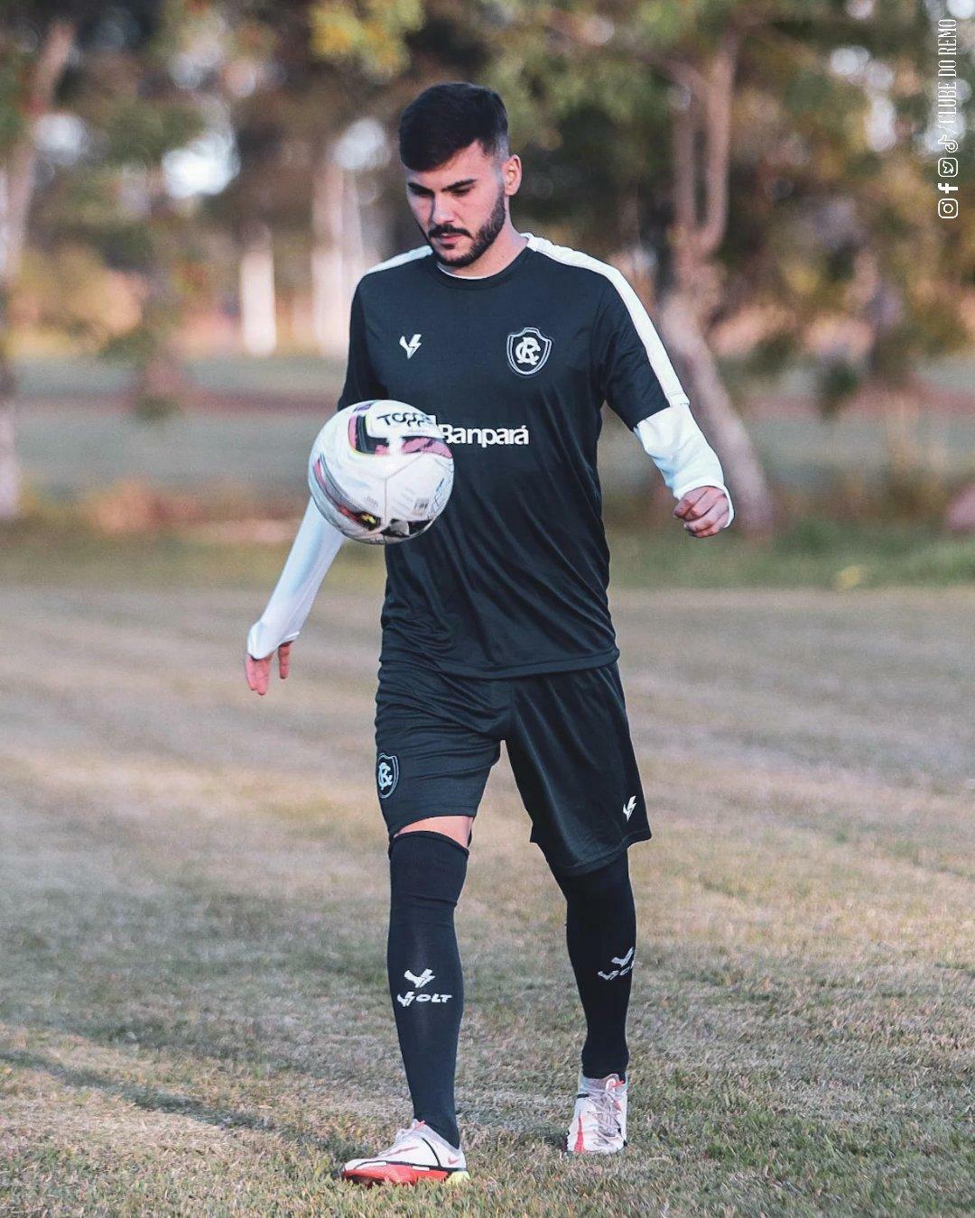 Albano foi contratado para substituir Felipe Gedoz no Remo