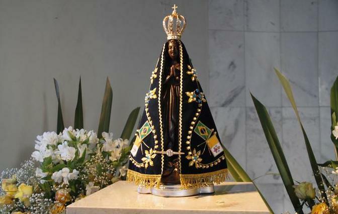 Nossa Senhora de Aparecida foi declarada a protetora do país no dia 16 de julho de 1930, pelo Papa Pio XI -