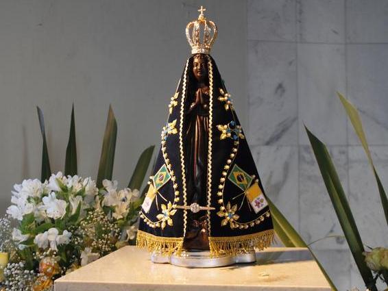 Nossa Senhora de Aparecida foi declarada a protetora do país no dia 16 de julho de 1930, pelo Papa Pio XI -