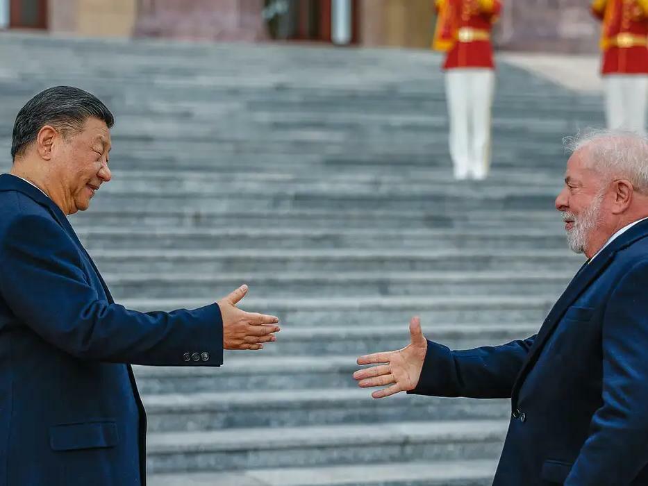 Xi Jinping parabeniza Lula pela reeleição e propõe acelerar parceria estratégica China-Brasil