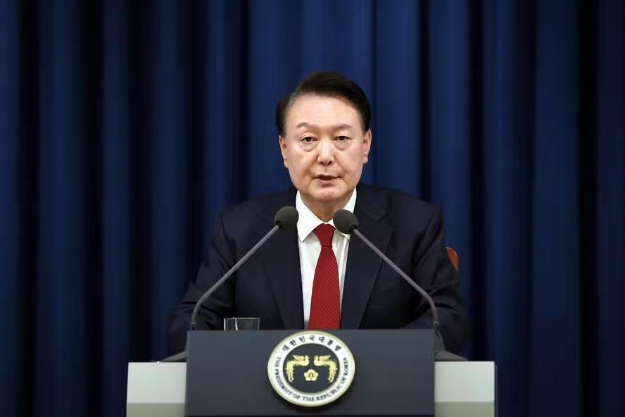 Presidente da Coreia do Sul, Yoon Suk Yeol, é acusado de ser líder de uma insurreição no país