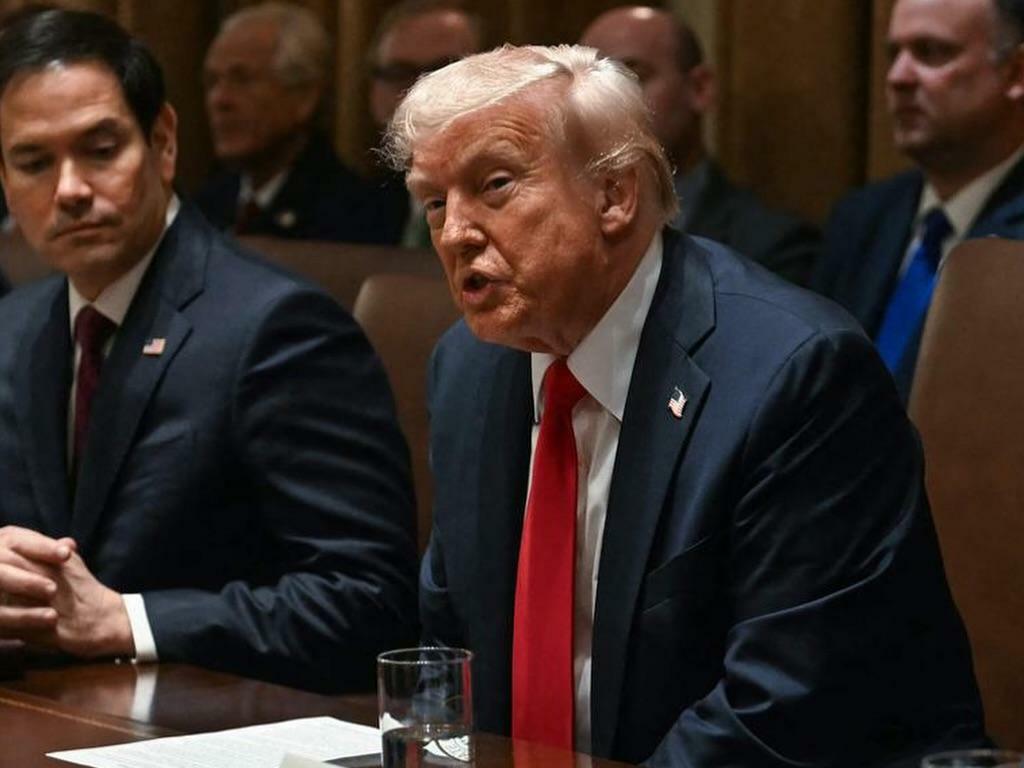 Ou o Irã assina um acordo com os EUA, 'ou não existirá mais', ameaça Trump