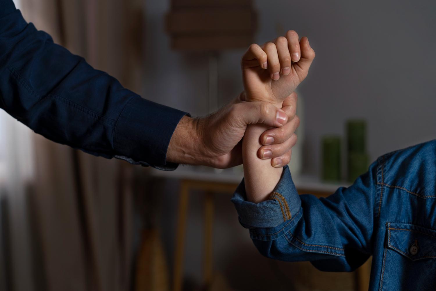 Marido finge ser paciente em UPA para agredir esposa que estava internada no local