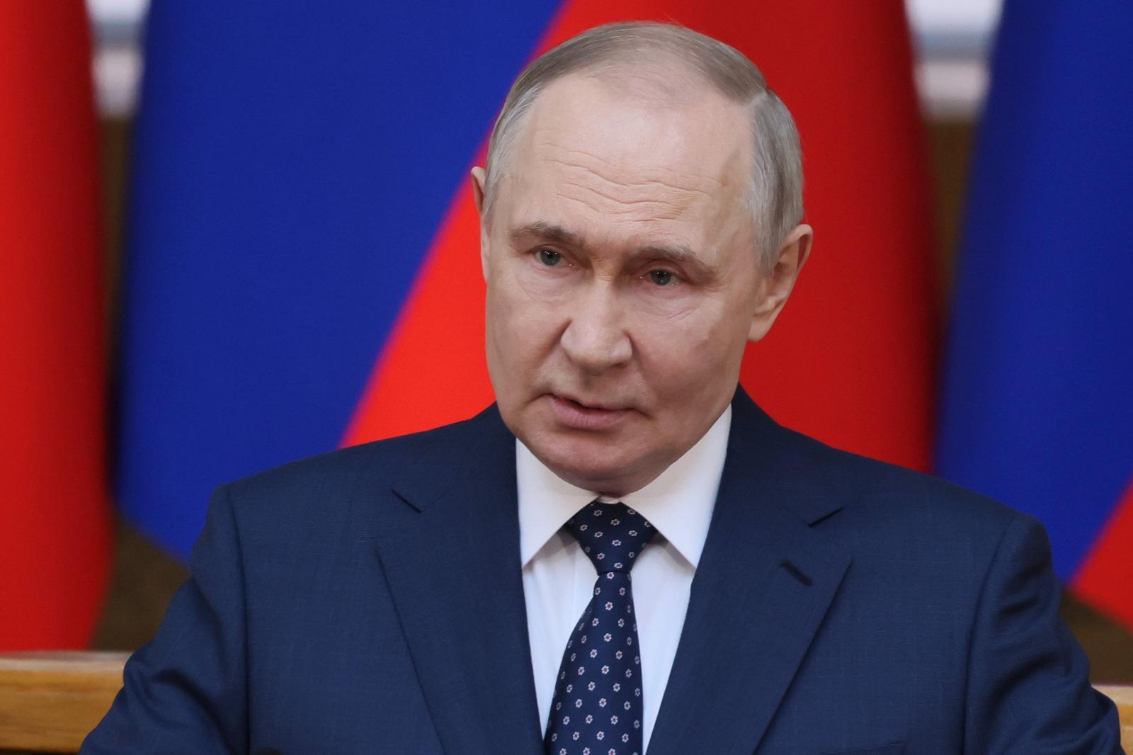 Putin anunciou um cessar-fogo por três dias na Ucrânia em maio, na segunda vez em menos de duas semanas que o líder russo ordena a interrupção dos combates sem se comprometer com um fim a longo prazo do conflito