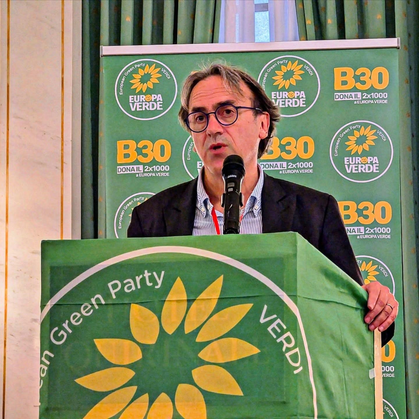 Deputado italiano, Angelo Bonelli